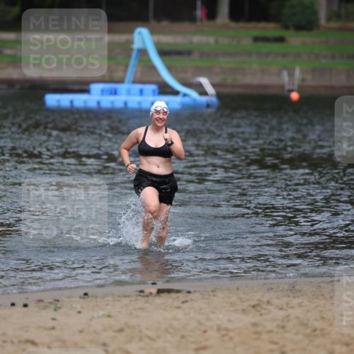 13.09.2026 - Stadtparktriathlon Mo-Foto http://msf.ph/oto/10244906 13.09.2026 12:19:30 Schwimmen 1082 meine-sportfotos.de