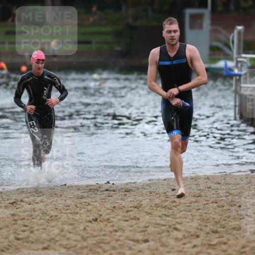 13.09.2026 - Stadtparktriathlon Mo-Foto http://msf.ph/oto/10244990 13.09.2026 12:28:44 Schwimmen 1235, 1308 meine-sportfotos.de