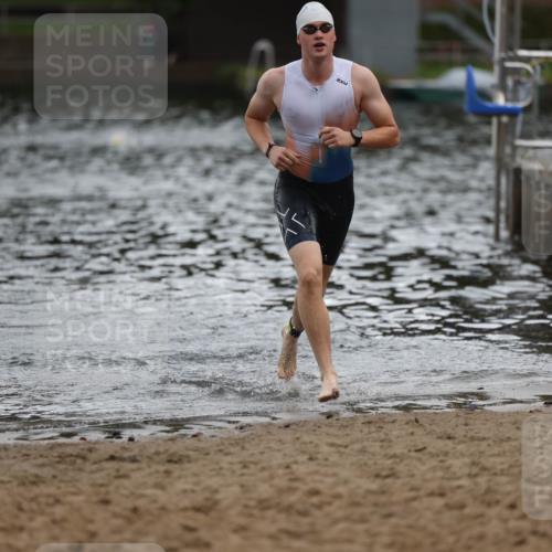 13.09.2026 - Stadtparktriathlon Mo-Foto http://msf.ph/oto/10245028 13.09.2026 12:29:04 Schwimmen 1277 meine-sportfotos.de