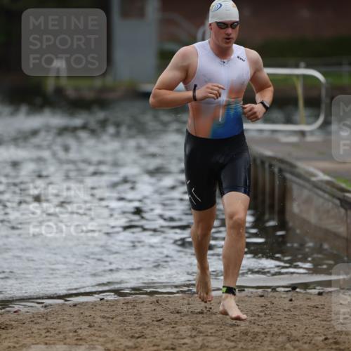 13.09.2026 - Stadtparktriathlon Mo-Foto http://msf.ph/oto/10245046 13.09.2026 12:29:06 Schwimmen 1277 meine-sportfotos.de