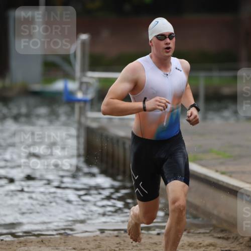13.09.2026 - Stadtparktriathlon Mo-Foto http://msf.ph/oto/10245052 13.09.2026 12:29:06 Schwimmen 1277 meine-sportfotos.de