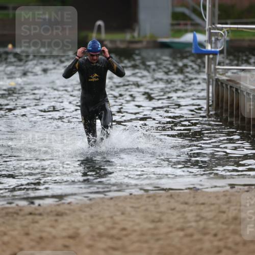 13.09.2026 - Stadtparktriathlon Mo-Foto http://msf.ph/oto/10245076 13.09.2026 12:29:20 Schwimmen 1234 meine-sportfotos.de