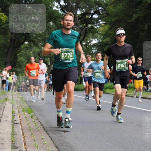 13.09.2026 - 21. swb-Marathon Bremen TobiasT http://msf.ph/oto/10245106 13.09.2026 11:54:02 Laufen 3092, 9775, 166, 13160, 6152, 4712 meine-sportfotos.de