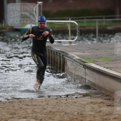 13.09.2026 - Stadtparktriathlon Mo-Foto http://msf.ph/oto/10245127 13.09.2026 12:29:23 Schwimmen 1234 meine-sportfotos.de