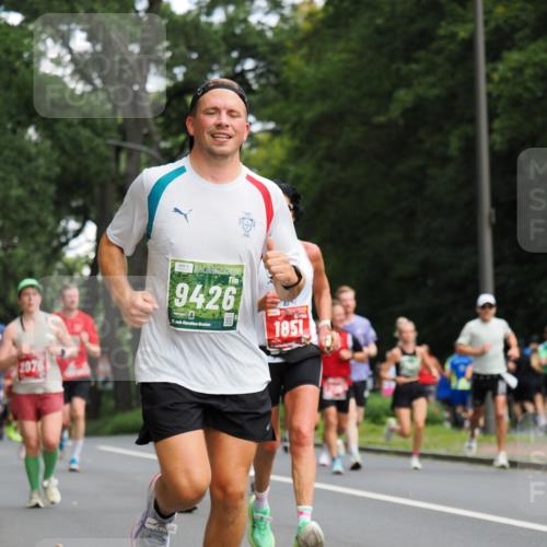 13.09.2026 - 21. swb-Marathon Bremen TobiasT http://msf.ph/oto/10245155 13.09.2026 11:54:23 Laufen 2076, 9426, 21, 26, 1851 meine-sportfotos.de