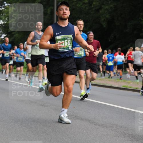 13.09.2026 - 21. swb-Marathon Bremen TobiasT http://msf.ph/oto/10245189 13.09.2026 11:54:44 Laufen 350, 35 meine-sportfotos.de