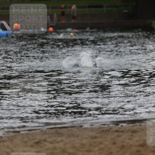 13.09.2026 - Stadtparktriathlon Mo-Foto http://msf.ph/oto/10245203 13.09.2026 12:29:33 Schwimmen  meine-sportfotos.de