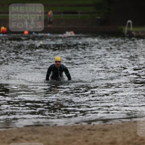 13.09.2026 - Stadtparktriathlon Mo-Foto http://msf.ph/oto/10245244 13.09.2026 12:29:39 Schwimmen 1224 meine-sportfotos.de
