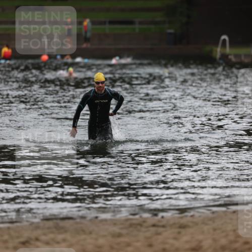 13.09.2026 - Stadtparktriathlon Mo-Foto http://msf.ph/oto/10245245 13.09.2026 12:29:40 Schwimmen 1224 meine-sportfotos.de