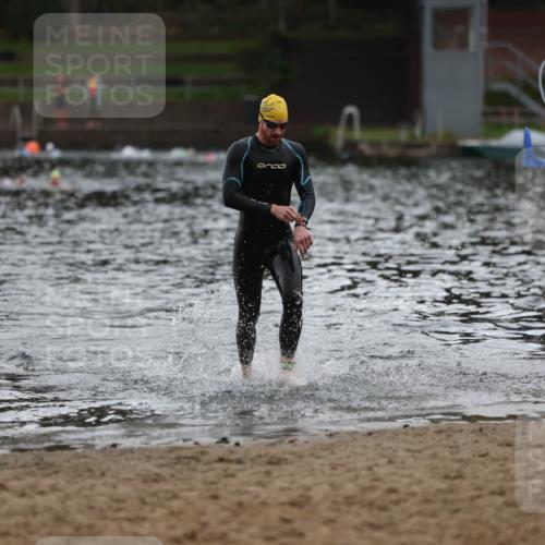 13.09.2026 - Stadtparktriathlon Mo-Foto http://msf.ph/oto/10245269 13.09.2026 12:29:45 Schwimmen 1224 meine-sportfotos.de
