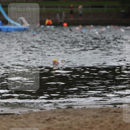 13.09.2026 - Stadtparktriathlon Mo-Foto http://msf.ph/oto/10245301 13.09.2026 12:30:28 Schwimmen  meine-sportfotos.de