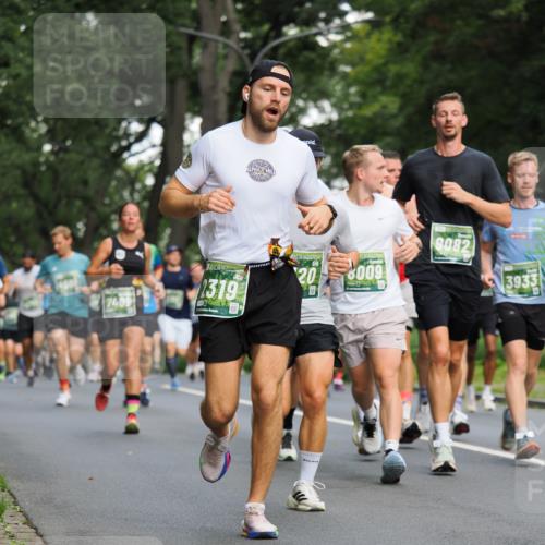 13.09.2026 - 21. swb-Marathon Bremen TobiasT http://msf.ph/oto/10245347 13.09.2026 11:56:52 Laufen 7409, 1319, 1246, 8009, 9082, 3933 meine-sportfotos.de
