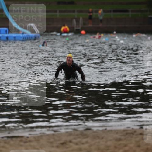 13.09.2026 - Stadtparktriathlon Mo-Foto http://msf.ph/oto/10245352 13.09.2026 12:30:29 Schwimmen  meine-sportfotos.de