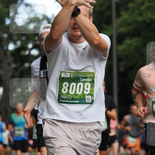 13.09.2026 - 21. swb-Marathon Bremen TobiasT http://msf.ph/oto/10245370 13.09.2026 11:56:55 Laufen 8009, 21, 26 meine-sportfotos.de