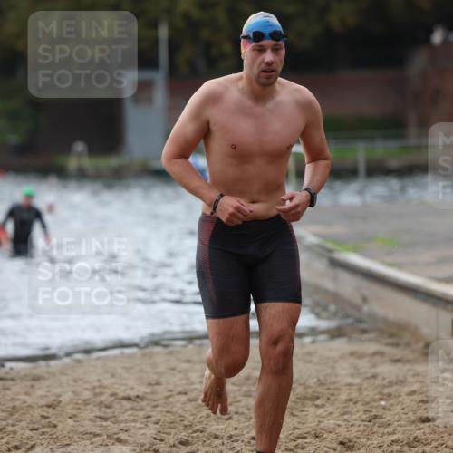 13.09.2026 - Stadtparktriathlon Mo-Foto http://msf.ph/oto/10245448 13.09.2026 12:31:13 Schwimmen 1203, 1255, 1301 meine-sportfotos.de