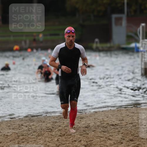 13.09.2026 - Stadtparktriathlon Mo-Foto http://msf.ph/oto/10245458 13.09.2026 12:31:17 Schwimmen 1203, 1255, 1278, 1301 meine-sportfotos.de