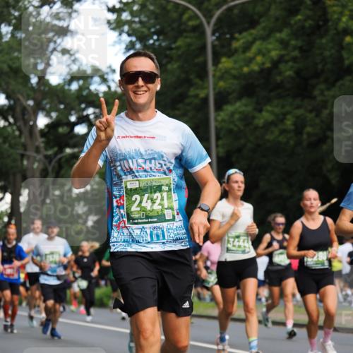 13.09.2026 - 21. swb-Marathon Bremen TobiasT http://msf.ph/oto/10245484 13.09.2026 11:57:34 Laufen 21, 26, 2421, 21, 26, 9118, 08, 00, 3, 444 meine-sportfotos.de