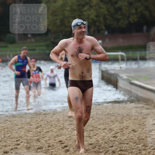 13.09.2026 - Stadtparktriathlon Mo-Foto http://msf.ph/oto/10245598 13.09.2026 12:31:59 Schwimmen 1194, 1202, 1208, 1232, 1250, 1265, 1272, 1299 meine-sportfotos.de