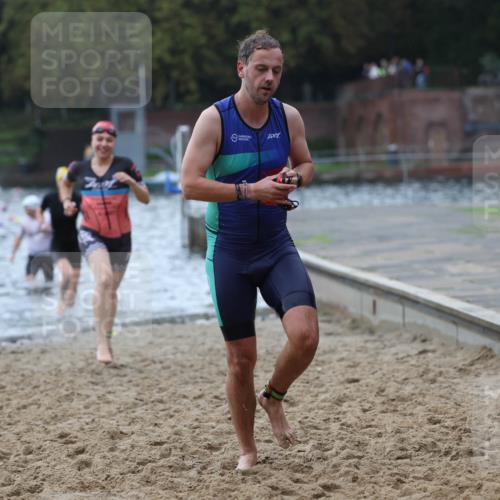 13.09.2026 - Stadtparktriathlon Mo-Foto http://msf.ph/oto/10245616 13.09.2026 12:32:02 Schwimmen 1189, 1194, 1202, 1208, 1232, 1250, 1251, 1265, 1299 meine-sportfotos.de