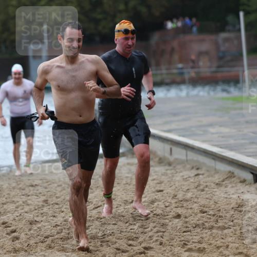 13.09.2026 - Stadtparktriathlon Mo-Foto http://msf.ph/oto/10245649 13.09.2026 12:32:11 Schwimmen 1189, 1208, 1232, 1251, 1294, 1299 meine-sportfotos.de
