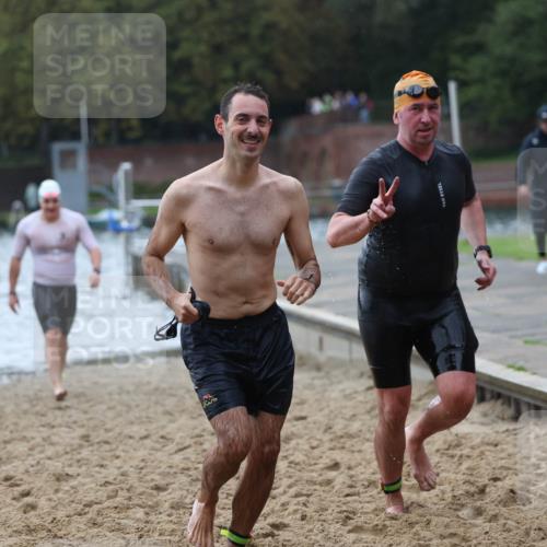 13.09.2026 - Stadtparktriathlon Mo-Foto http://msf.ph/oto/10245652 13.09.2026 12:32:11 Schwimmen 1189, 1208, 1232, 1251, 1294, 1299 meine-sportfotos.de