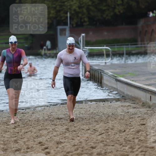 13.09.2026 - Stadtparktriathlon Mo-Foto http://msf.ph/oto/10245657 13.09.2026 12:32:12 Schwimmen 1189, 1208, 1232, 1251, 1294, 1299 meine-sportfotos.de
