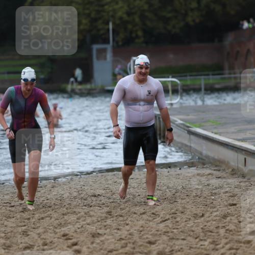 13.09.2026 - Stadtparktriathlon Mo-Foto http://msf.ph/oto/10245660 13.09.2026 12:32:13 Schwimmen 1189, 1208, 1232, 1251, 1294, 1299 meine-sportfotos.de