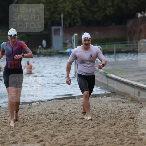13.09.2026 - Stadtparktriathlon Mo-Foto http://msf.ph/oto/10245662 13.09.2026 12:32:13 Schwimmen 1189, 1208, 1232, 1251, 1294, 1299 meine-sportfotos.de