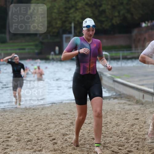 13.09.2026 - Stadtparktriathlon Mo-Foto http://msf.ph/oto/10245672 13.09.2026 12:32:15 Schwimmen 1189, 1208, 1251, 1273, 1294, 1299 meine-sportfotos.de