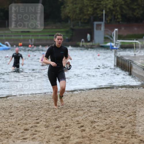13.09.2026 - Stadtparktriathlon Mo-Foto http://msf.ph/oto/10245680 13.09.2026 12:32:18 Schwimmen 1189, 1251, 1273, 1294 meine-sportfotos.de