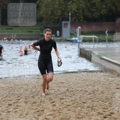 13.09.2026 - Stadtparktriathlon Mo-Foto http://msf.ph/oto/10245683 13.09.2026 12:32:19 Schwimmen 1189, 1251, 1273, 1294 meine-sportfotos.de