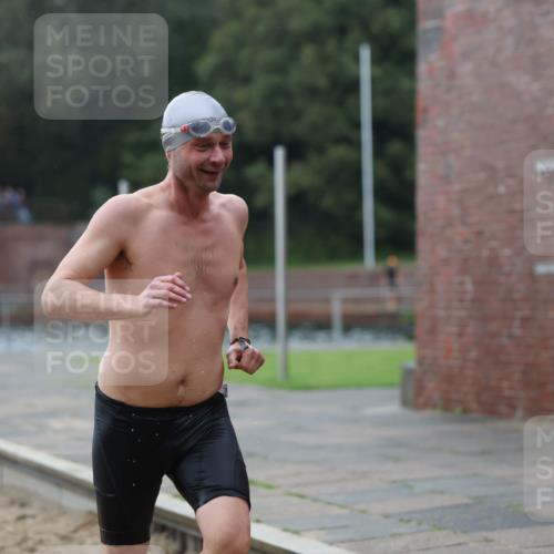 13.09.2026 - Stadtparktriathlon Mo-Foto http://msf.ph/oto/10245707 13.09.2026 12:32:30 Schwimmen 1205, 1216, 1241, 1263, 1273, 1298 meine-sportfotos.de