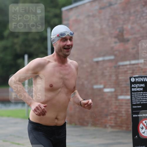 13.09.2026 - Stadtparktriathlon Mo-Foto http://msf.ph/oto/10245708 13.09.2026 12:32:31 Schwimmen 1205, 1216, 1241, 1263, 1273, 1298 meine-sportfotos.de