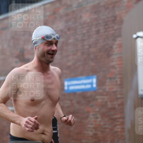 13.09.2026 - Stadtparktriathlon Mo-Foto http://msf.ph/oto/10245711 13.09.2026 12:32:31 Schwimmen 1205, 1216, 1241, 1263, 1273, 1298 meine-sportfotos.de