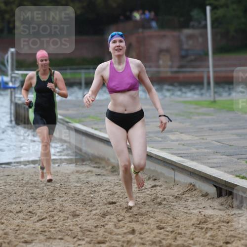 13.09.2026 - Stadtparktriathlon Mo-Foto http://msf.ph/oto/10245715 13.09.2026 12:32:33 Schwimmen 1198, 1205, 1216, 1241, 1263, 1273, 1298 meine-sportfotos.de