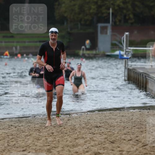 13.09.2026 - Stadtparktriathlon Mo-Foto http://msf.ph/oto/10245806 13.09.2026 12:32:58 Schwimmen 1200, 1228, 1260, 1268, 1286, 1306 meine-sportfotos.de