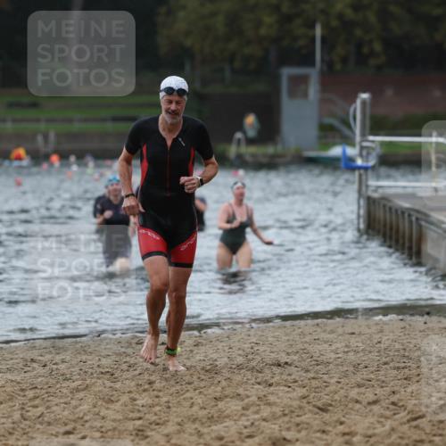 13.09.2026 - Stadtparktriathlon Mo-Foto http://msf.ph/oto/10245809 13.09.2026 12:32:59 Schwimmen 1200, 1228, 1260, 1268, 1286, 1306 meine-sportfotos.de