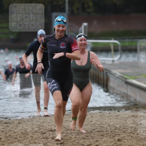 13.09.2026 - Stadtparktriathlon Mo-Foto http://msf.ph/oto/10245834 13.09.2026 12:33:06 Schwimmen 1260, 1268, 1286, 1291, 1297 meine-sportfotos.de