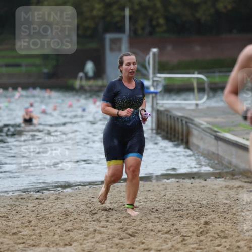 13.09.2026 - Stadtparktriathlon Mo-Foto http://msf.ph/oto/10245876 13.09.2026 12:33:21 Schwimmen 1225, 1262, 1291 meine-sportfotos.de