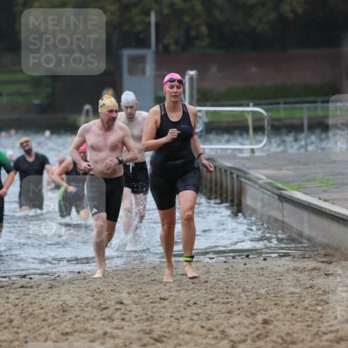 13.09.2026 - Stadtparktriathlon Mo-Foto http://msf.ph/oto/10245943 13.09.2026 12:33:58 Schwimmen 1217, 1249, 1264, 1271, 1275, 1281, 1283 meine-sportfotos.de