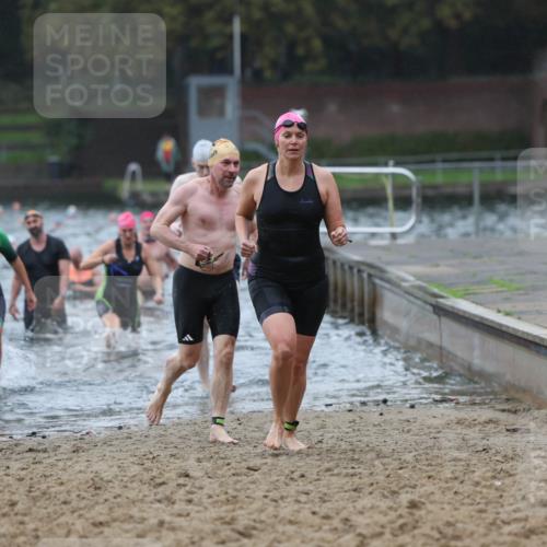 13.09.2026 - Stadtparktriathlon Mo-Foto http://msf.ph/oto/10245945 13.09.2026 12:33:59 Schwimmen 1217, 1249, 1264, 1271, 1275, 1281 meine-sportfotos.de