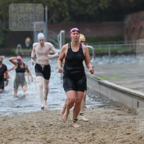13.09.2026 - Stadtparktriathlon Mo-Foto http://msf.ph/oto/10245948 13.09.2026 12:33:59 Schwimmen 1217, 1249, 1264, 1271, 1275, 1281 meine-sportfotos.de