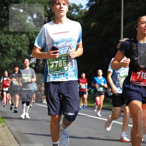 13.09.2026 - 21. swb-Marathon Bremen TobiasT http://msf.ph/oto/10245991 13.09.2026 11:59:28 Laufen 21, 7765, 21, 000, 716, 21, 026 meine-sportfotos.de