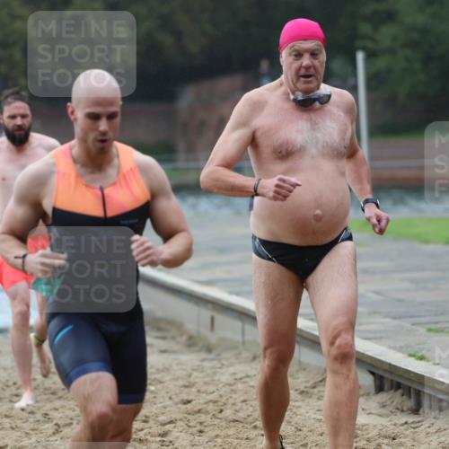 13.09.2026 - Stadtparktriathlon Mo-Foto http://msf.ph/oto/10246035 13.09.2026 12:34:18 Schwimmen 1191, 1195, 1226, 1243, 1244, 1245, 1276, 1293 meine-sportfotos.de