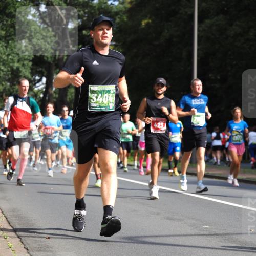 13.09.2026 - 21. swb-Marathon Bremen TobiasT http://msf.ph/oto/10246036 13.09.2026 11:59:32 Laufen 3404, 7535, 21, 977 meine-sportfotos.de