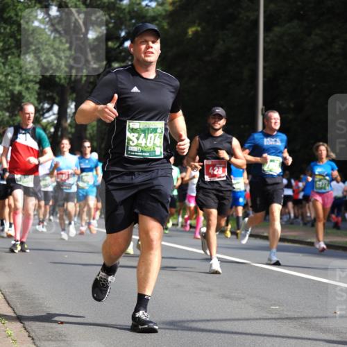 13.09.2026 - 21. swb-Marathon Bremen TobiasT http://msf.ph/oto/10246043 13.09.2026 11:59:32 Laufen 3404, 7535, 21, 26, 423 meine-sportfotos.de
