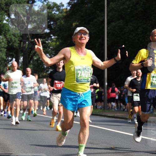 13.09.2026 - 21. swb-Marathon Bremen TobiasT http://msf.ph/oto/10246061 13.09.2026 11:59:41 Laufen 1787, 7405, 21 meine-sportfotos.de