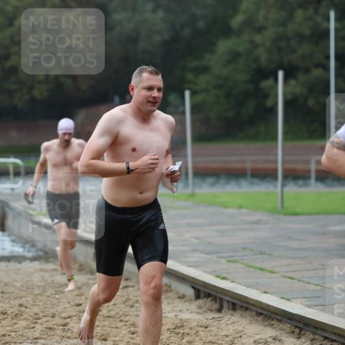 13.09.2026 - Stadtparktriathlon Mo-Foto http://msf.ph/oto/10246095 13.09.2026 12:34:33 Schwimmen 1196, 1229, 1244, 1288, 1300 meine-sportfotos.de