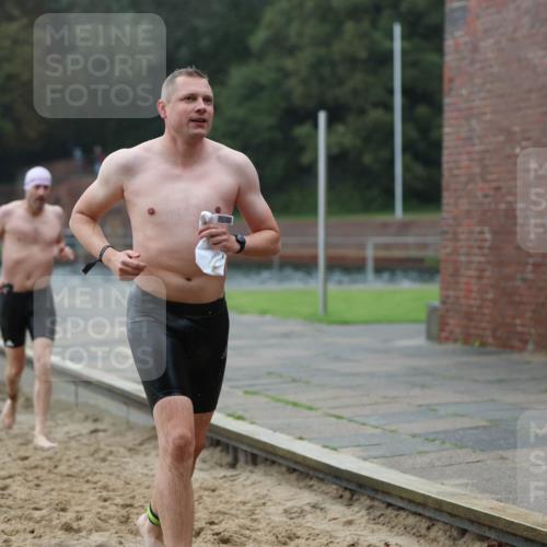 13.09.2026 - Stadtparktriathlon Mo-Foto http://msf.ph/oto/10246096 13.09.2026 12:34:33 Schwimmen 1196, 1229, 1244, 1288, 1300 meine-sportfotos.de
