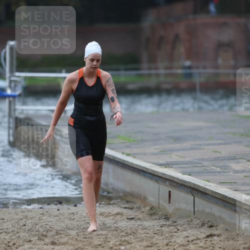 13.09.2026 - Stadtparktriathlon Mo-Foto http://msf.ph/oto/10246122 13.09.2026 12:34:43 Schwimmen 1284, 1304 meine-sportfotos.de